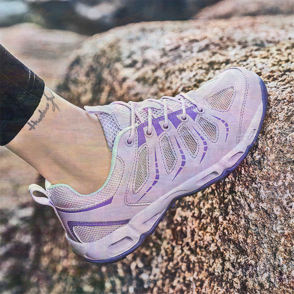 Sumer Round Tip Silver Sneaker - Travel Accessories In Train recension och pris