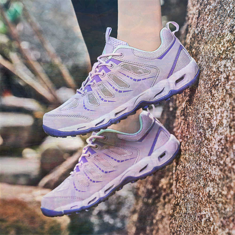 Sumer Round Tip Silver Sneaker - Travel Accessories In Train recension och pris
