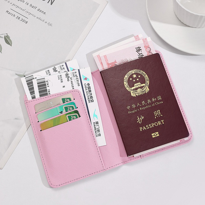 Hello Kitty Women Passport Cov - Travel Accessories On Plane recension och pris