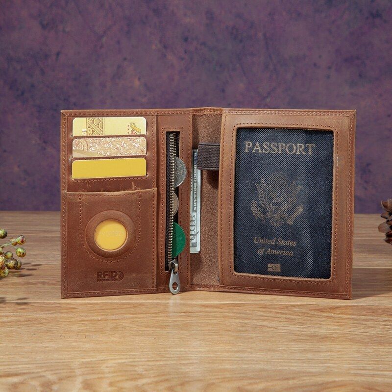 Fashionable Unisex Mad  Leathe - Travel Accessories Passport Holder recension och pris