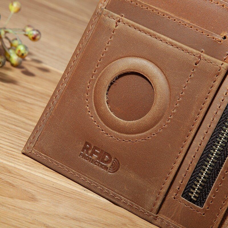Fashionable Unisex Mad  Leathe - Travel Accessories Passport Holder recension och pris
